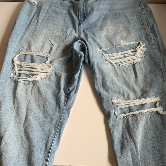 American Eagle Plus Size 24 Curvy Mom Jeans Denim Distressed Ripped Light Wash - Picture 7 of 12